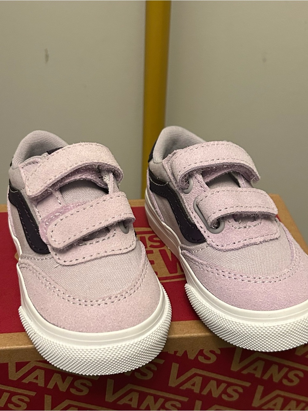 VANS Toddlers Brooklyn Ls V 2 tones canvas/suede lilac sneakers size 5 NEW